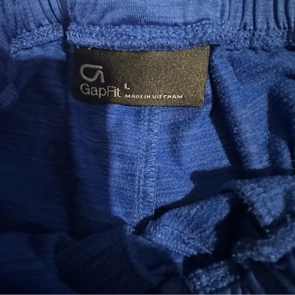 {preloved} Bundle of Boy’s GAP Fit Works Kids Shorts - Blue and Orange - Picture 9 of 10